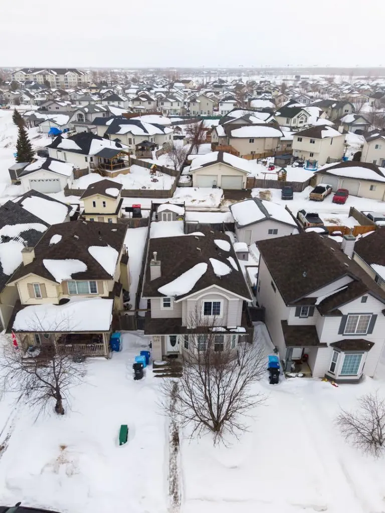 269 Smallwood Street Fort Mcmurray AB T9K 2L4