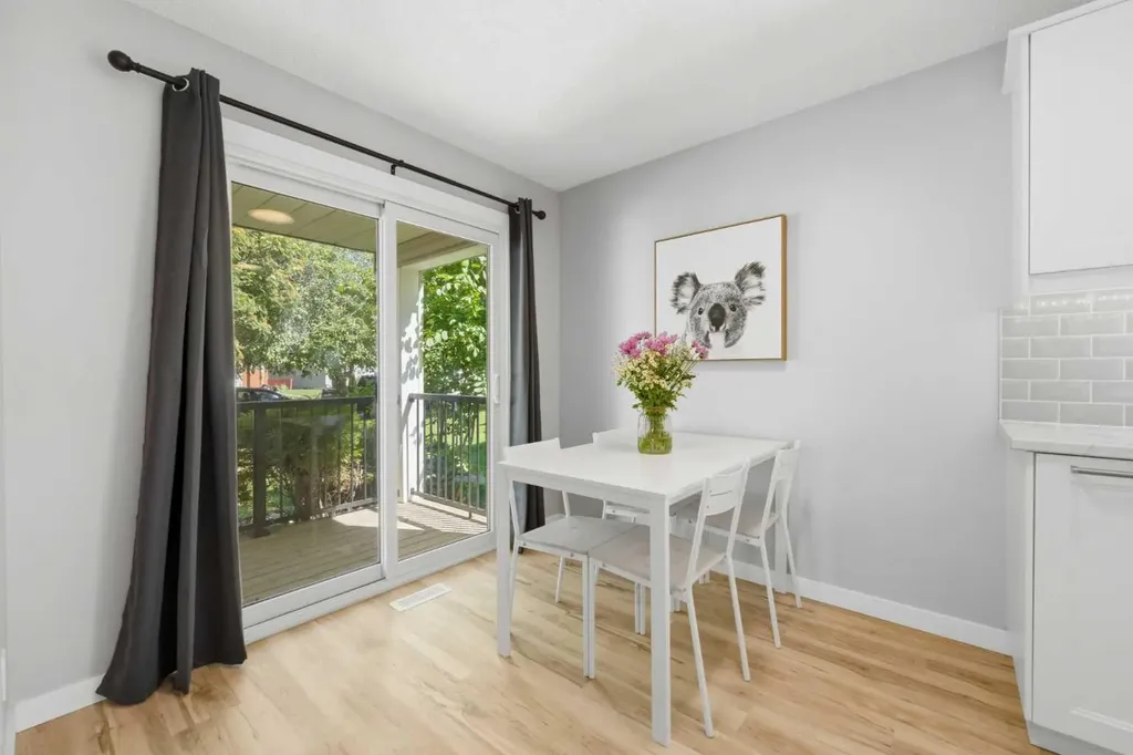 6 Mckernan Place SE Calgary AB T2Z 1T1
