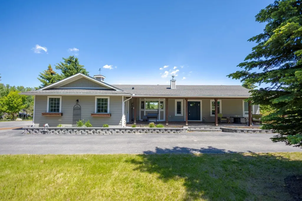 260048 Bearspaw Road Rural Rocky View County AB T3R1H4