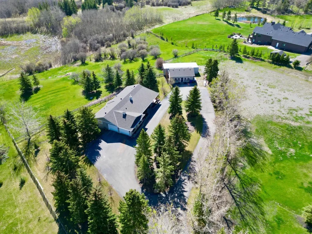 260048 Bearspaw Road Rural Rocky View County AB T3R1H4