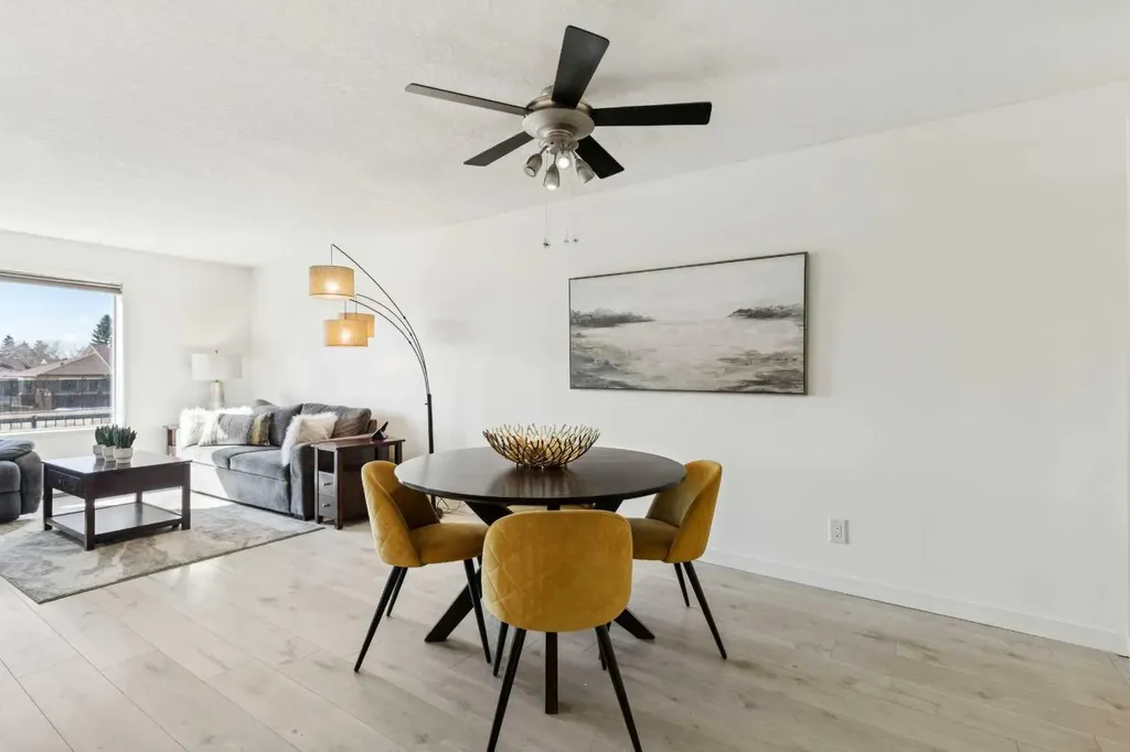 6102 Valleyview Park SE Calgary AB T2B 3R6