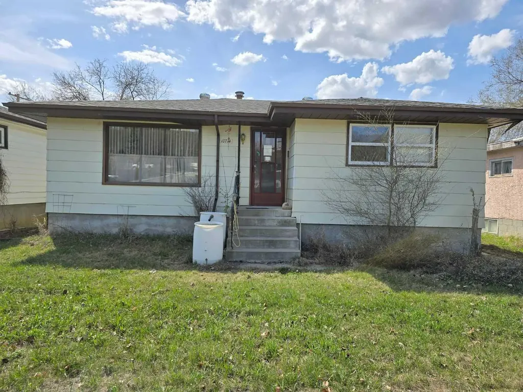 10714 101 Street Peace River AB T8S 1L1