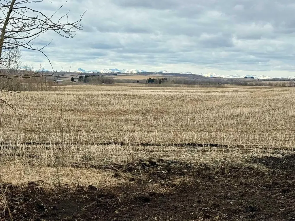 Rr 35 North Of Twp 304 Rural Mountain View County AB T0M 0R0