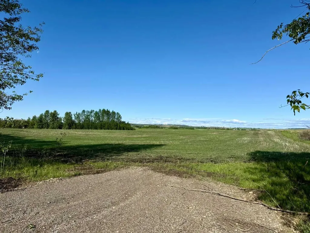 30440 Range Road 35 Rural Mountain View County AB T0M 0R0