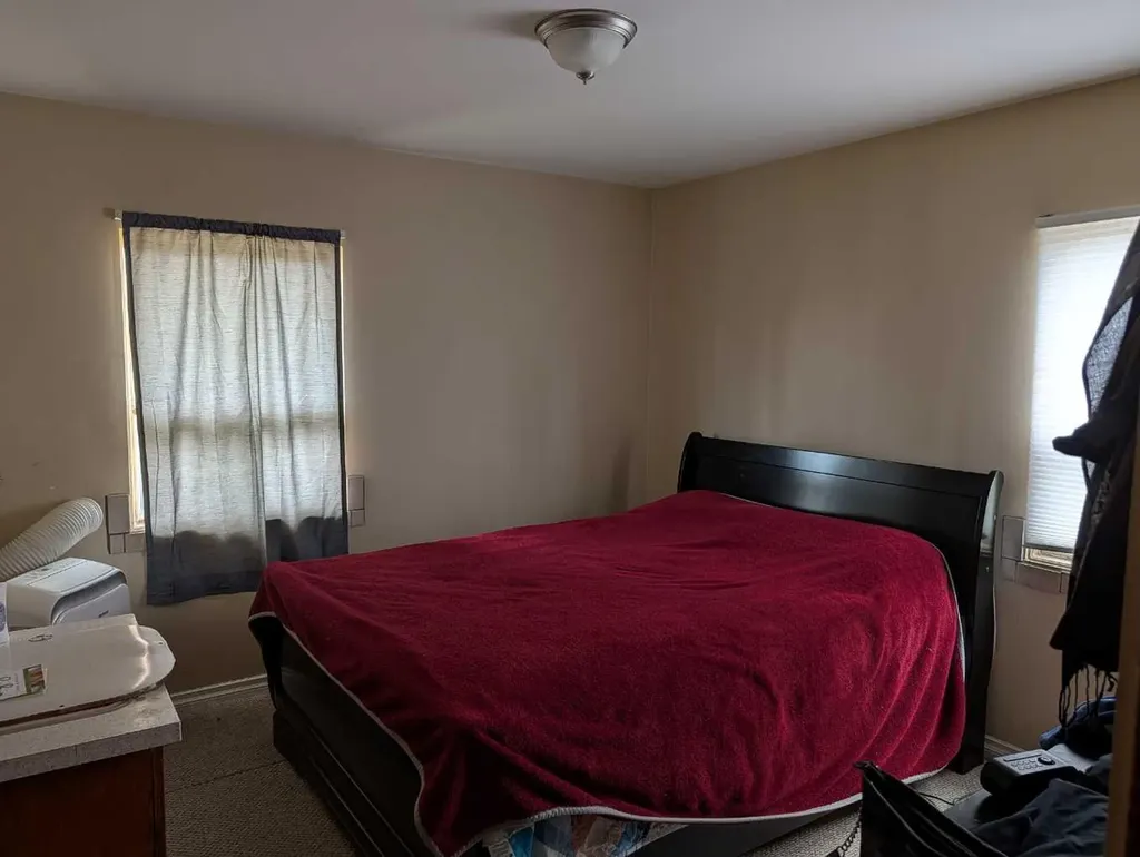 4612 50a Avenue Rocky Mountain House AB T4T1B9