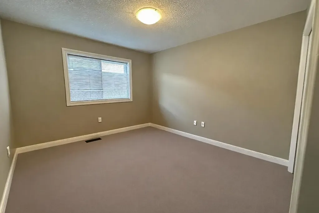 8526 16 Avenue Coleman AB T0K 0M0