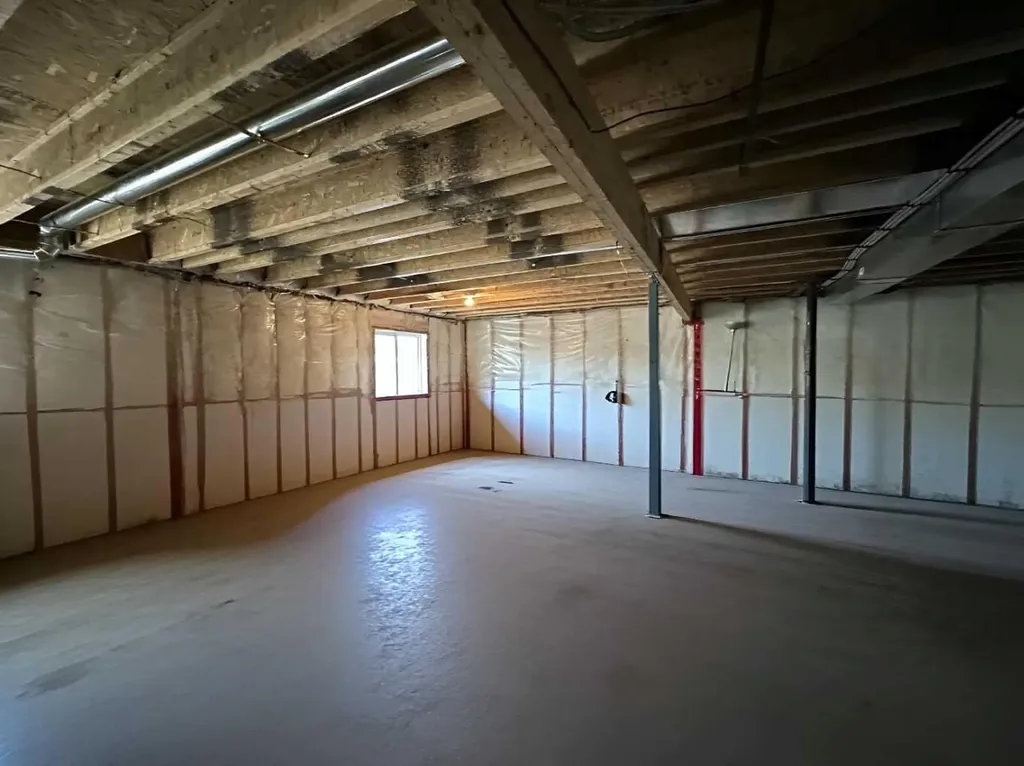 8526 16 Avenue Coleman AB T0K 0M0