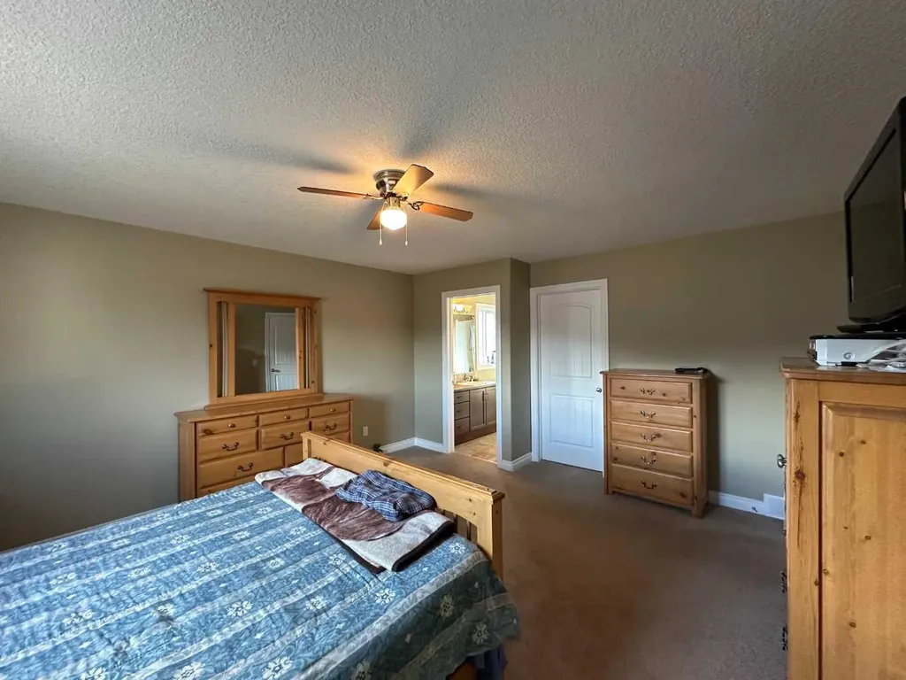 8526 16 Avenue Coleman AB T0K 0M0