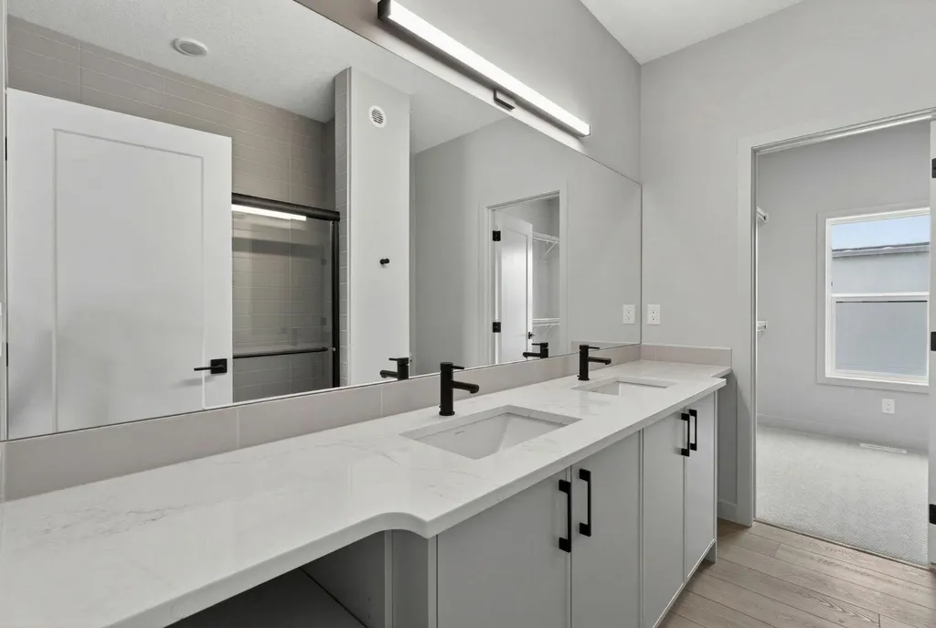 645 53 Avenue SW Calgary AB T2V0C2