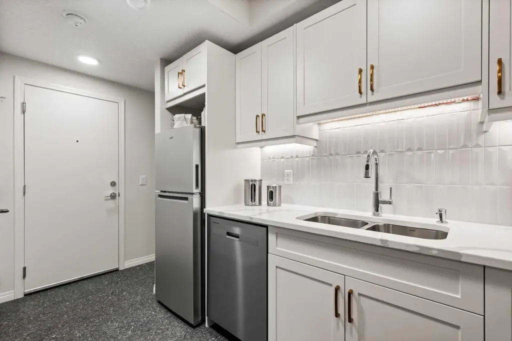 135 Huxland Road NE Calgary AB T2A 5Z9