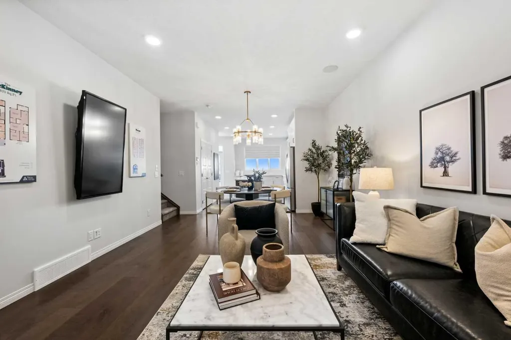 135 Huxland Road NE Calgary AB T2A 5Z9