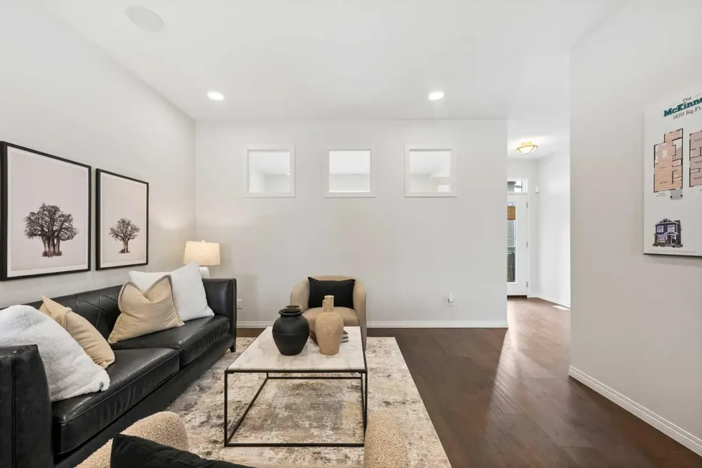 135 Huxland Road NE Calgary AB T2A 5Z9