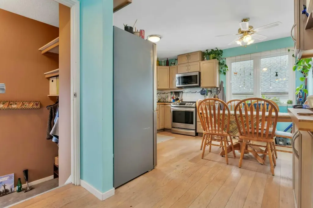 6749 59 Avenue Red Deer AB T4P 1B1