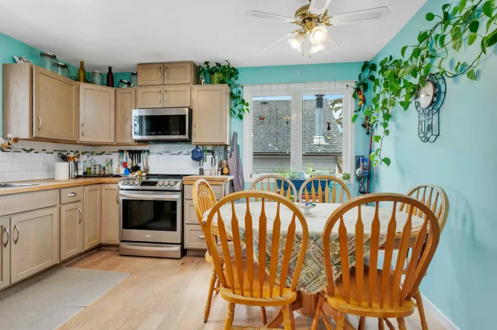 6749 59 Avenue Red Deer AB T4P 1B1