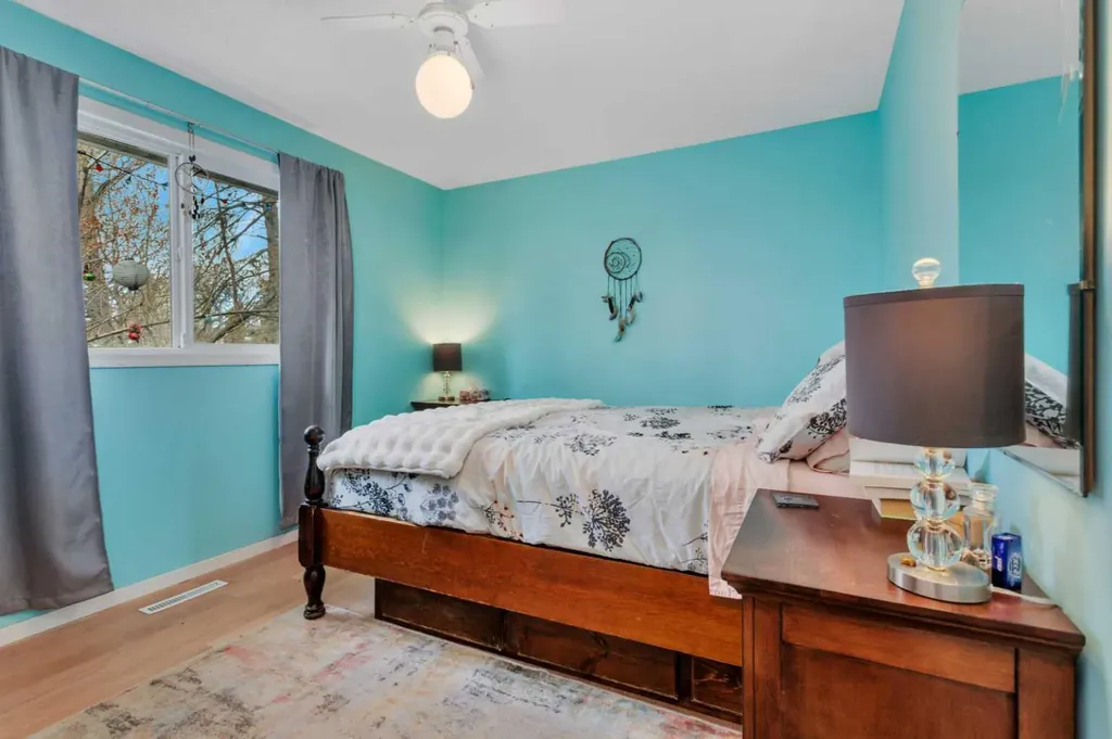 6749 59 Avenue Red Deer AB T4P 1B1