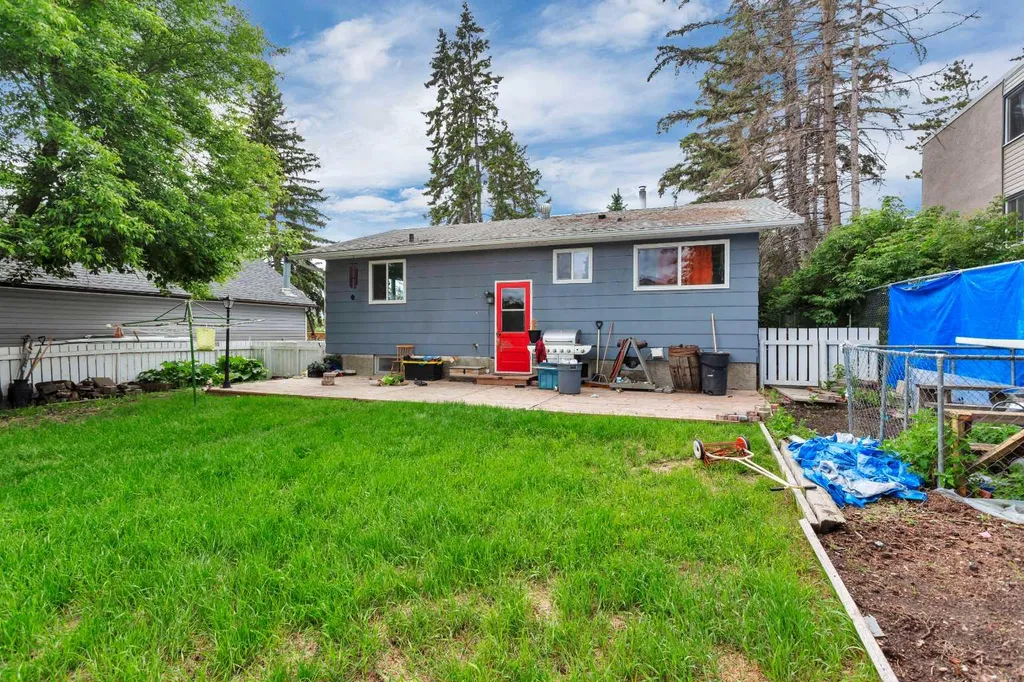 6749 59 Avenue Red Deer AB T4P 1B1