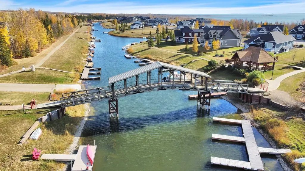 200 Canal Street Rural Ponoka County AB T4L 2N3