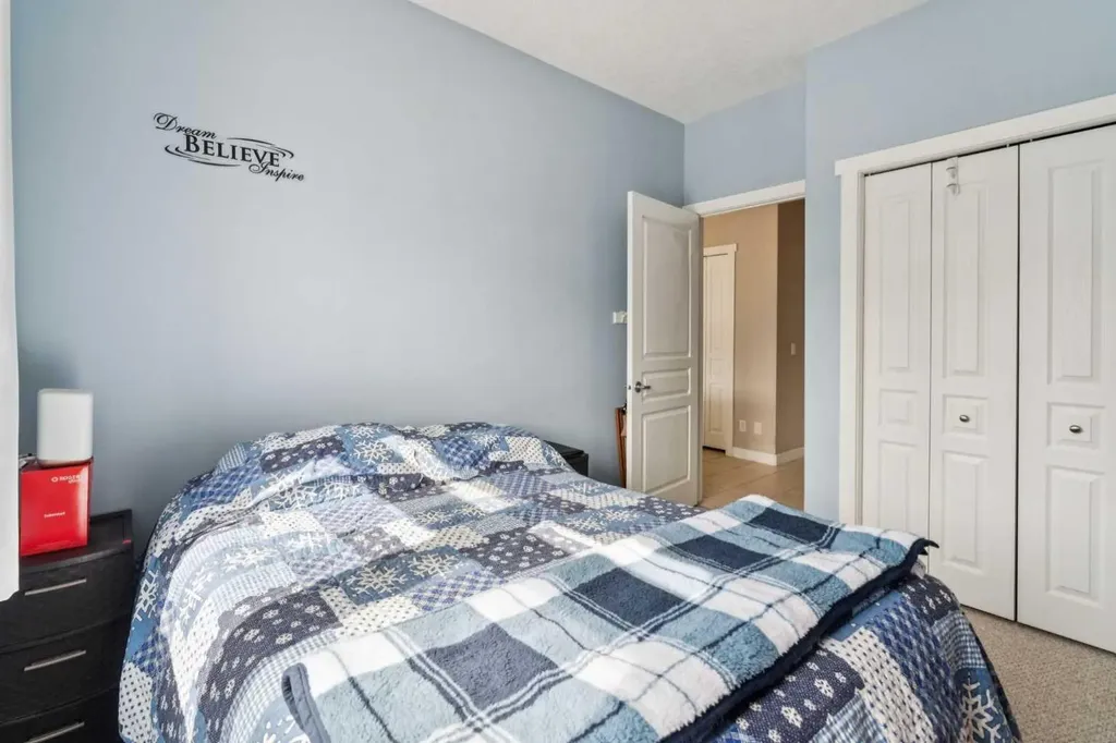 136 Luxstone Place SW Airdrie AB T4B 3C2