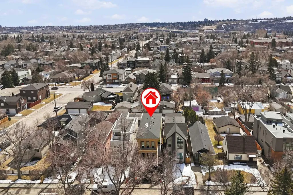 2311 6 Avenue NW Calgary AB T2N 0X3