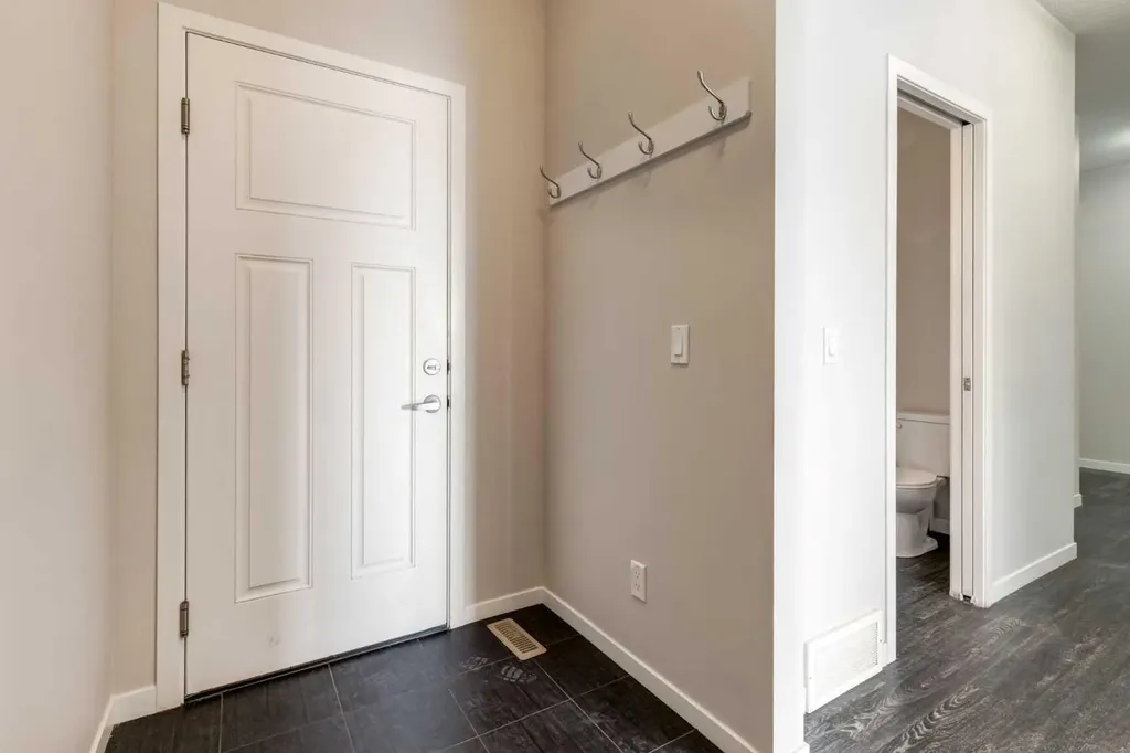 70 Howse Common NE Calgary AB T3P 0V3