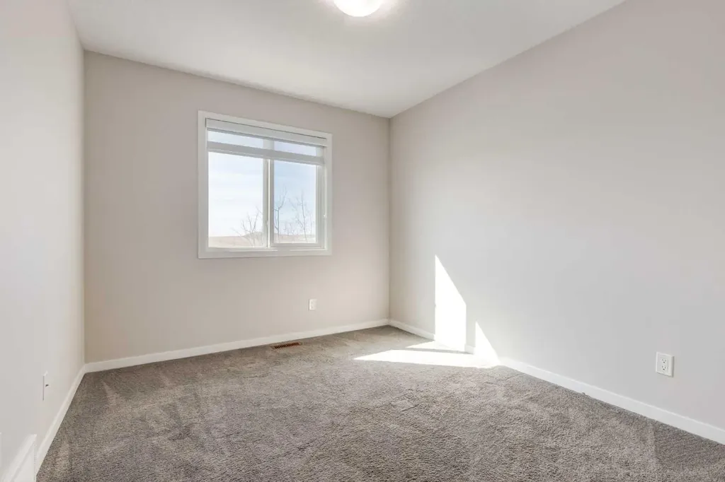 70 Howse Common NE Calgary AB T3P 0V3