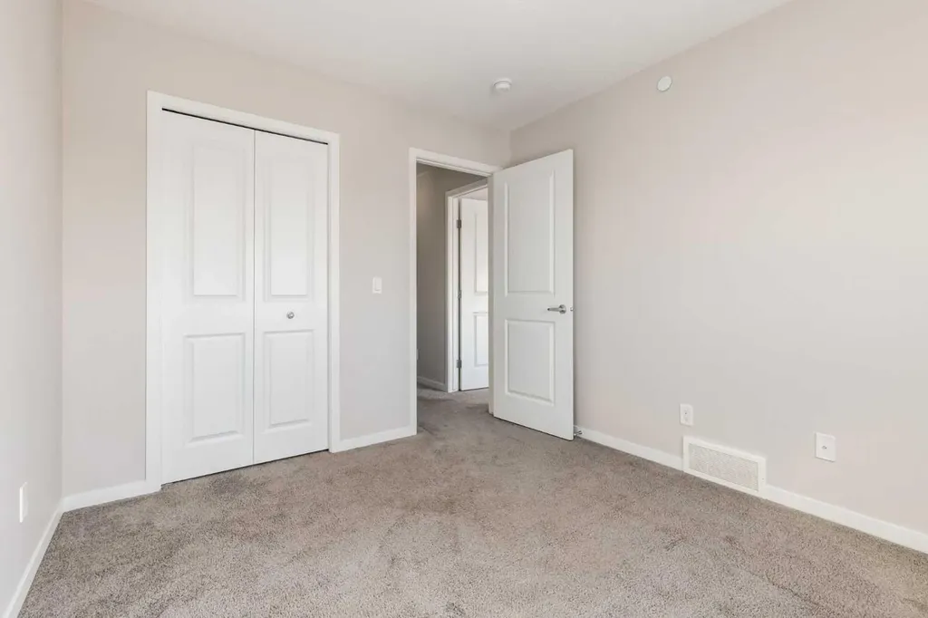 70 Howse Common NE Calgary AB T3P 0V3