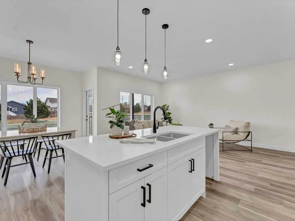 91 Sierra Road SW Medicine Hat AB T1B 4Y6