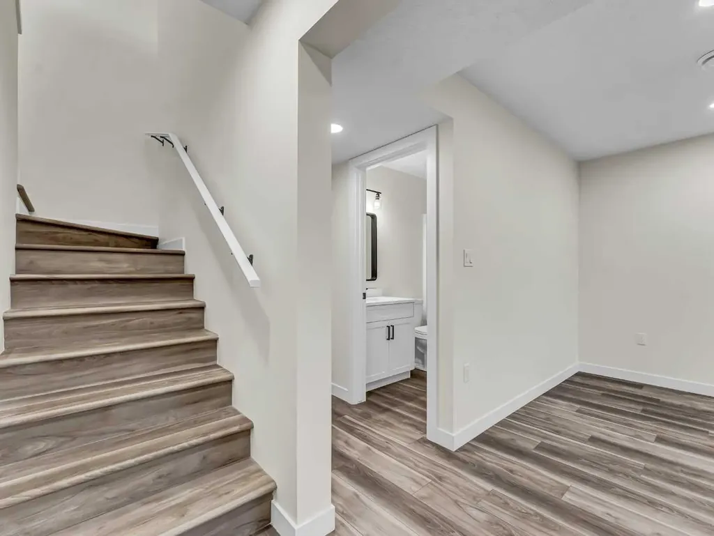 91 Sierra Road SW Medicine Hat AB T1B 4Y6