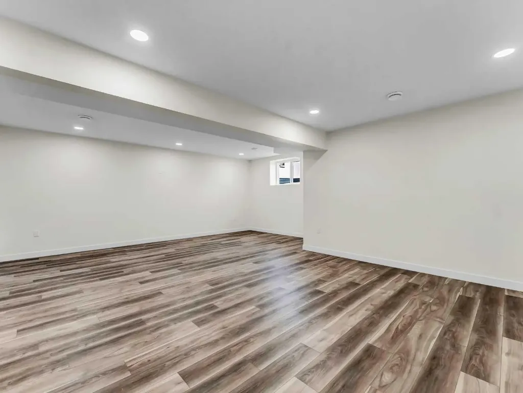 91 Sierra Road SW Medicine Hat AB T1B 4Y6