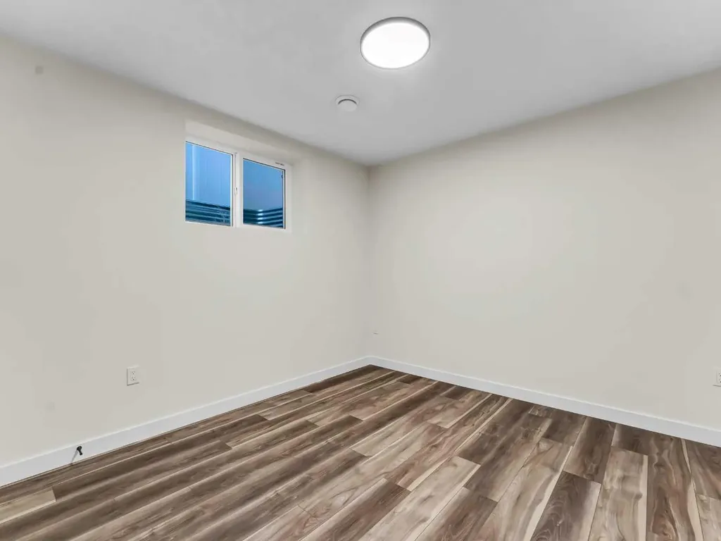 91 Sierra Road SW Medicine Hat AB T1B 4Y6