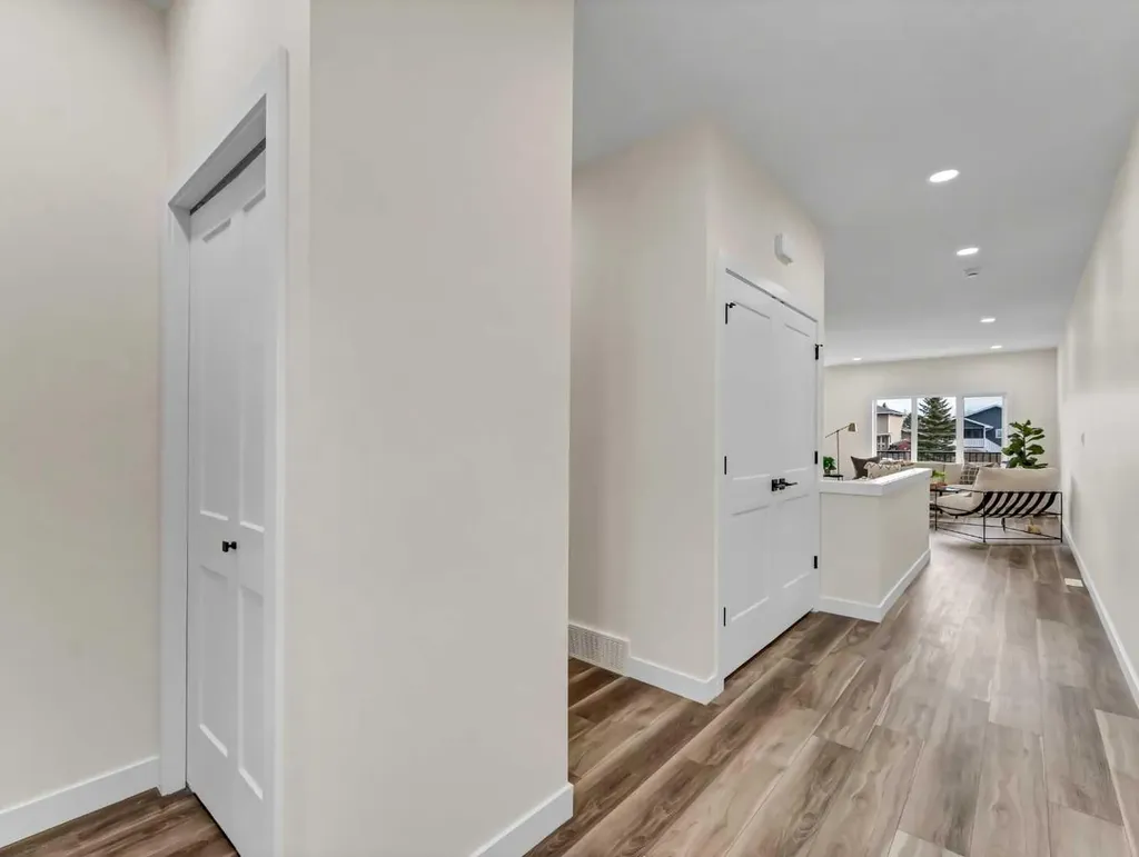 91 Sierra Road SW Medicine Hat AB T1B 4Y6