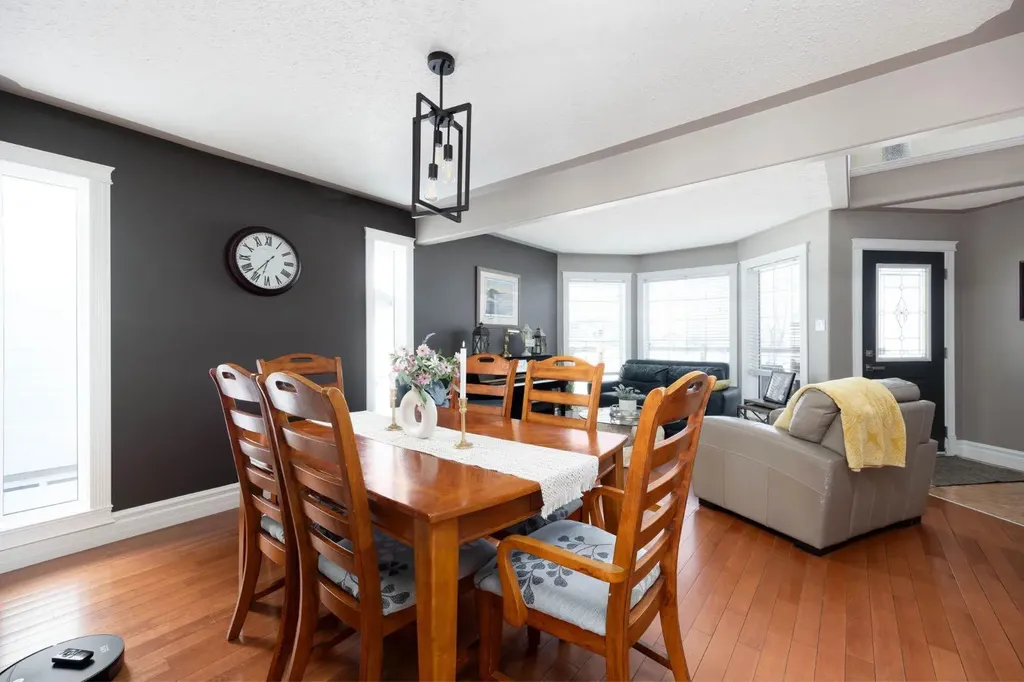 327 Williams Drive Fort Mcmurray AB T9K2A9