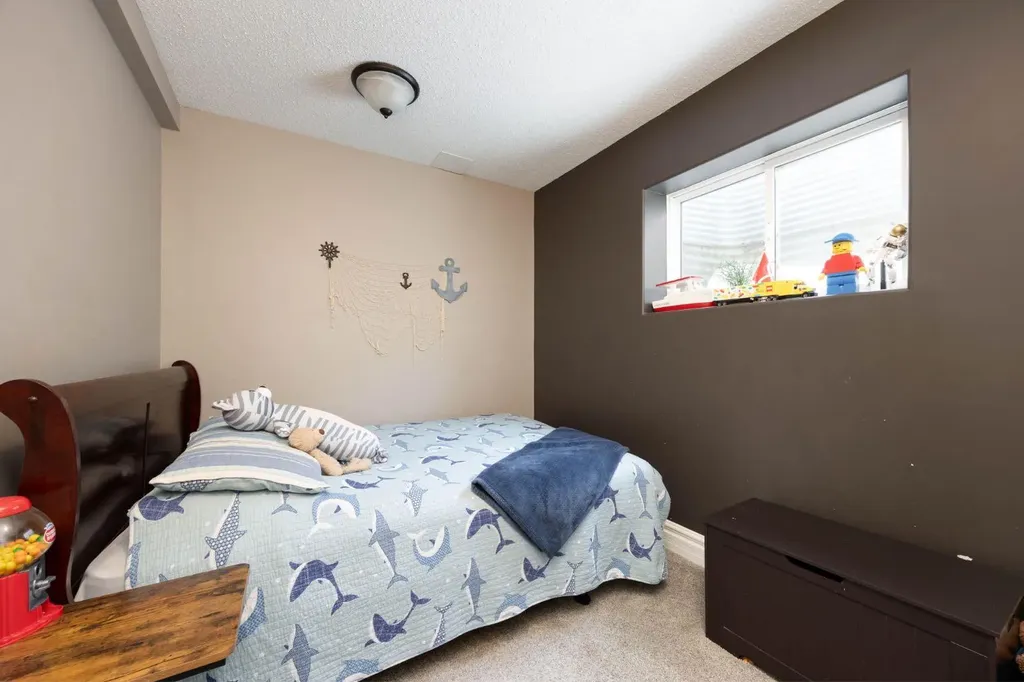 327 Williams Drive Fort Mcmurray AB T9K2A9