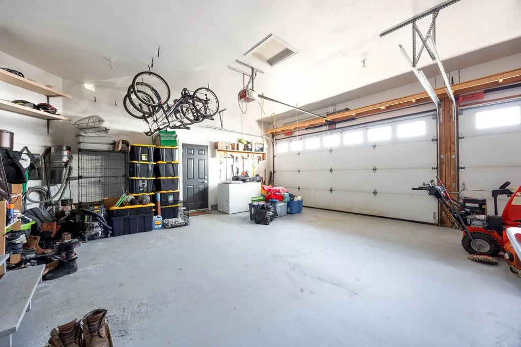 327 Williams Drive Fort Mcmurray AB T9K2A9