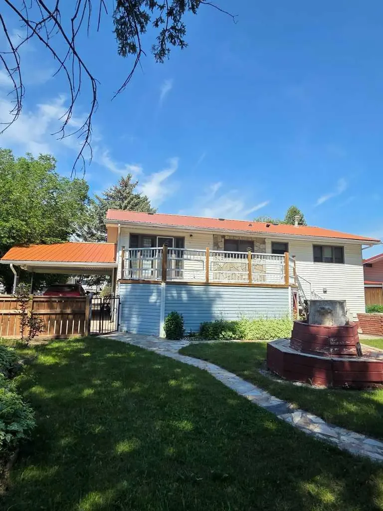 40 Charlesworth Crescent E Brooks AB T1R 0H3