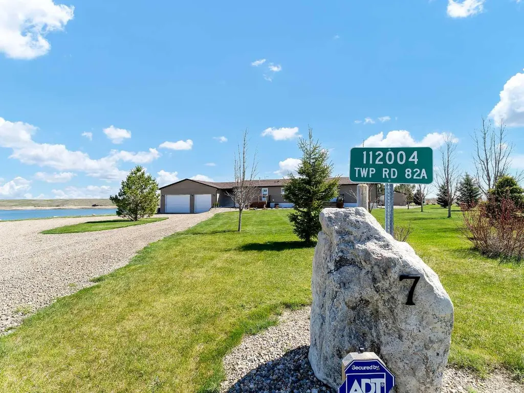 112004 Township Road 82a Rural Forty Mile No. 8 County Of AB T0K 0X0