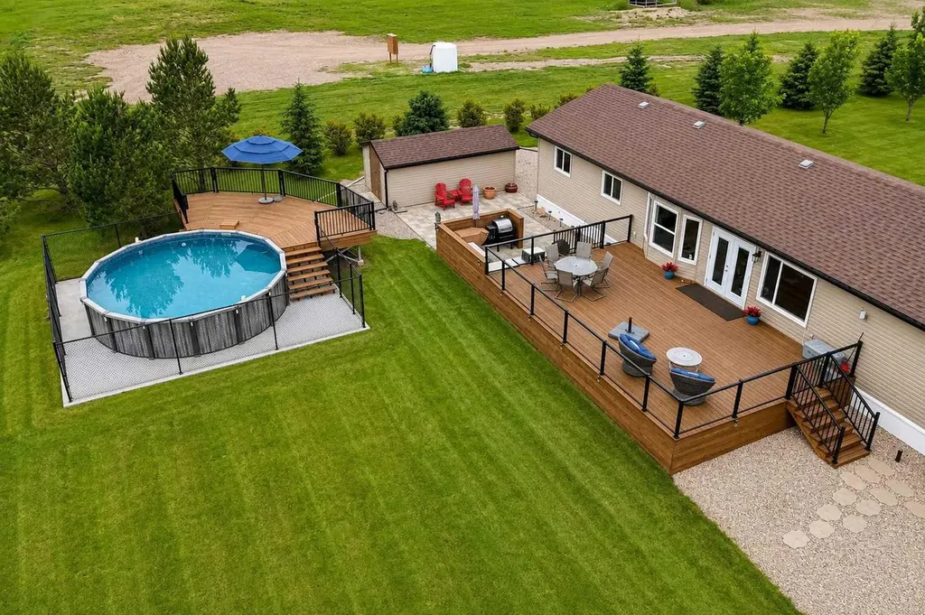112004 Township Road 82a Rural Forty Mile No. 8 County Of AB T0K 0X0