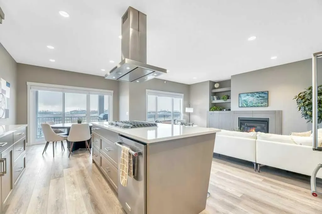 261 Wildrose Drive Strathmore AB T1P 0H4