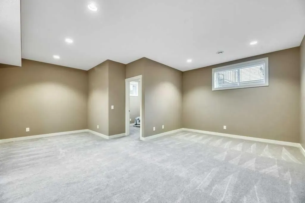 261 Wildrose Drive Strathmore AB T1P 0H4
