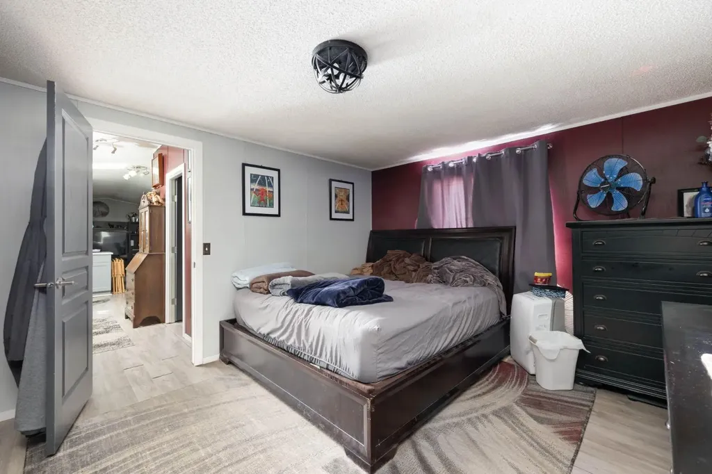 163 Cree Lane Fort Mcmurray AB T9L1Y5