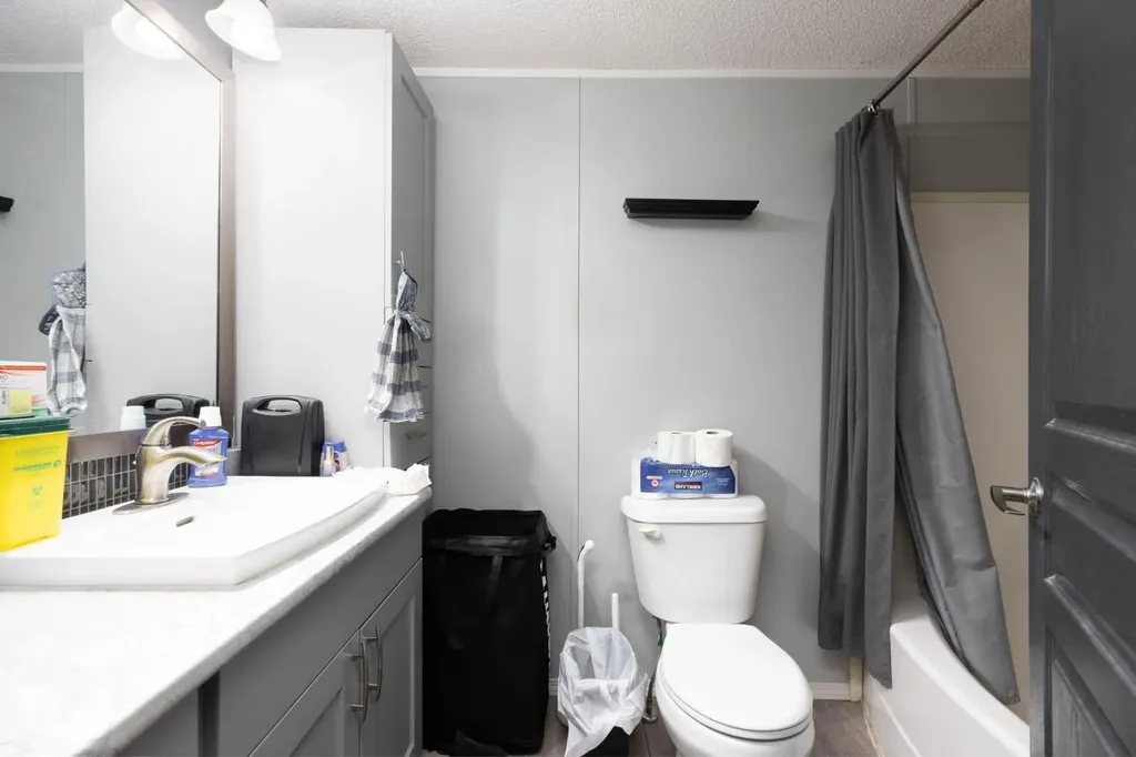 163 Cree Lane Fort Mcmurray AB T9L1Y5
