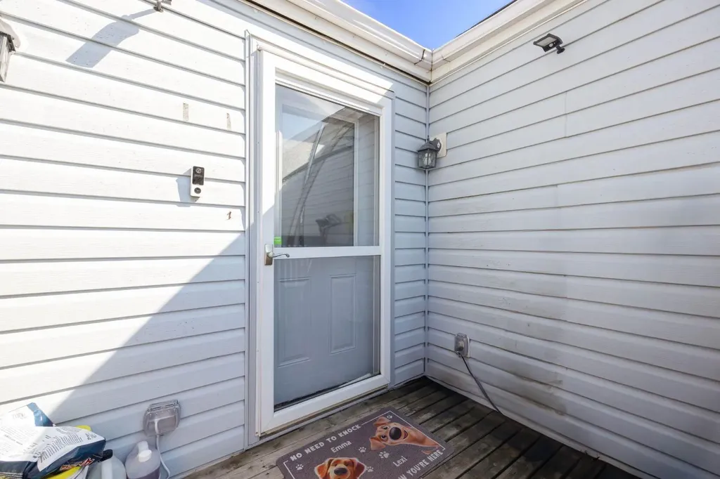 163 Cree Lane Fort Mcmurray AB T9L1Y5