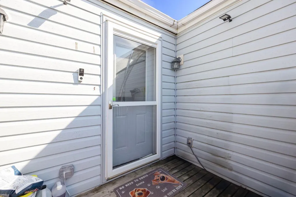 163 Cree Lane Fort Mcmurray AB T9L1Y5