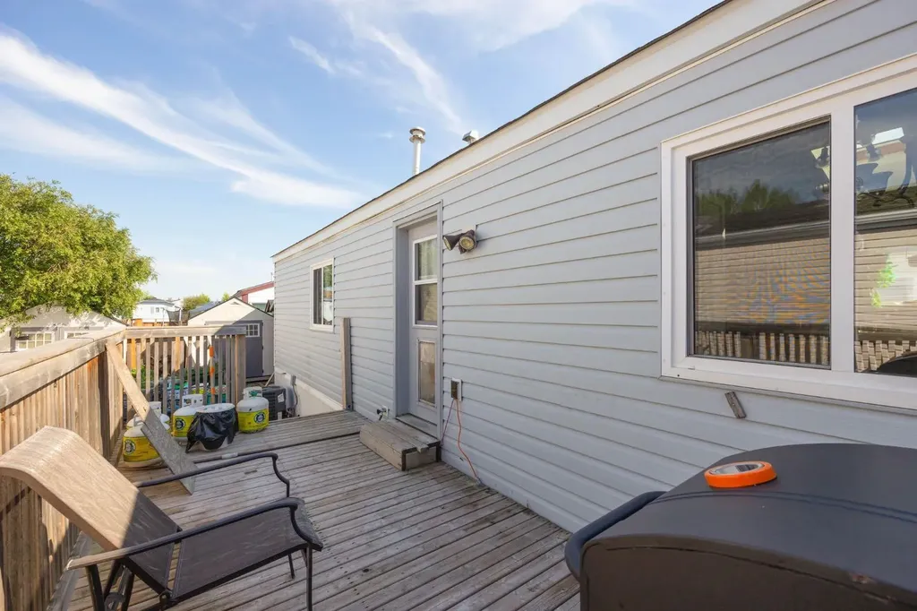 163 Cree Lane Fort Mcmurray AB T9L1Y5