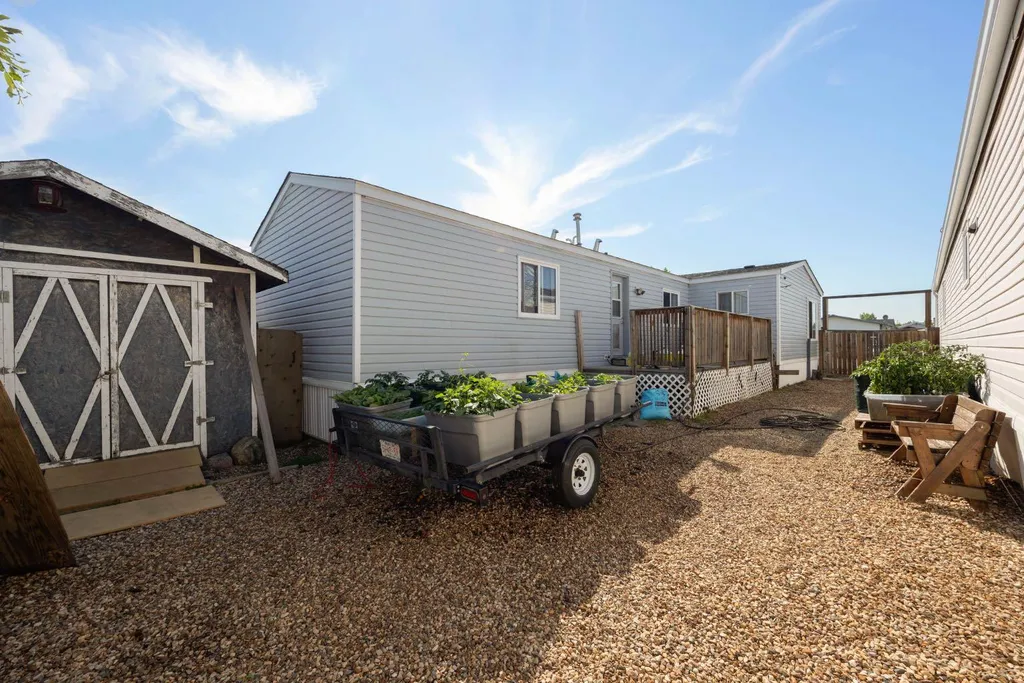 163 Cree Lane Fort Mcmurray AB T9L1Y5