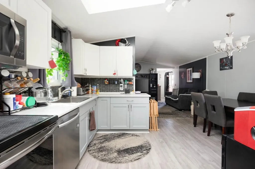 163 Cree Lane Fort Mcmurray AB T9L1Y5
