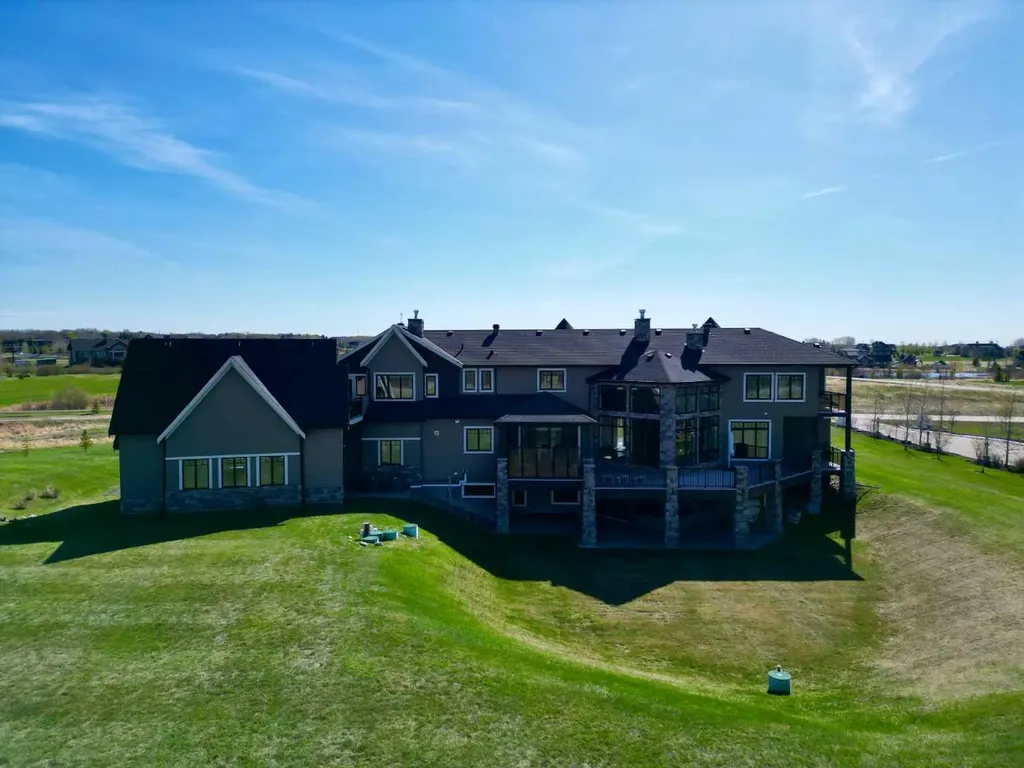 88 Willow Creek View Rural Rocky View County AB T3R0K3