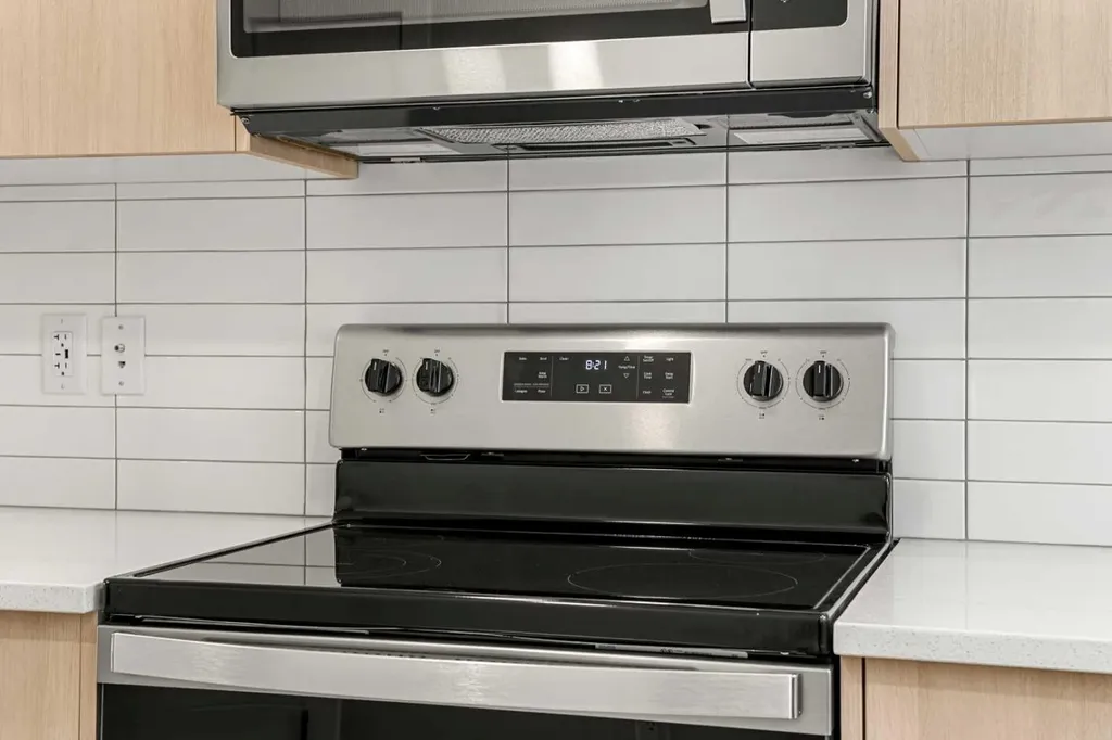 285 Chelsea Court Chestermere AB T1X 2W7