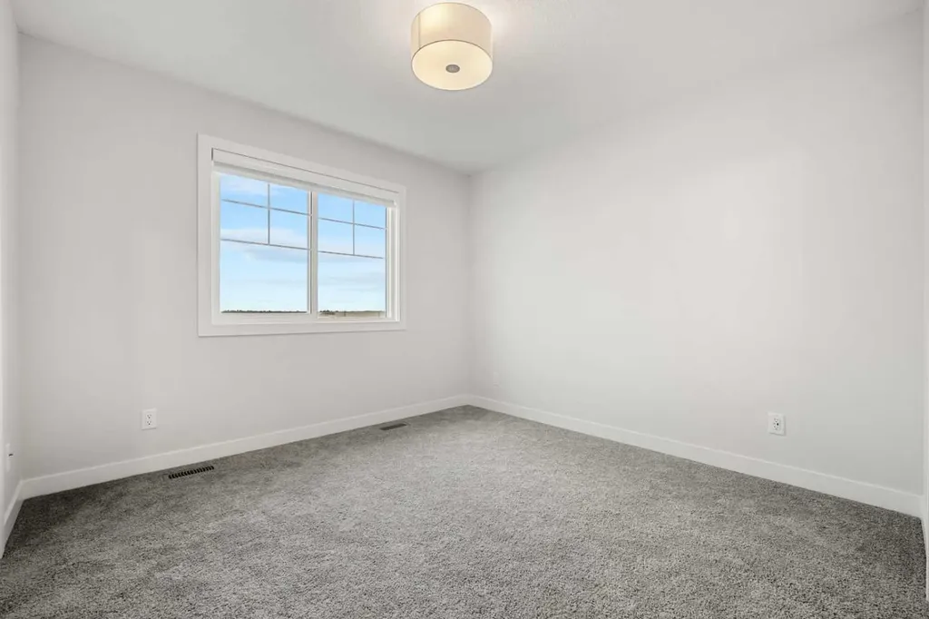 285 Chelsea Court Chestermere AB T1X 2W7