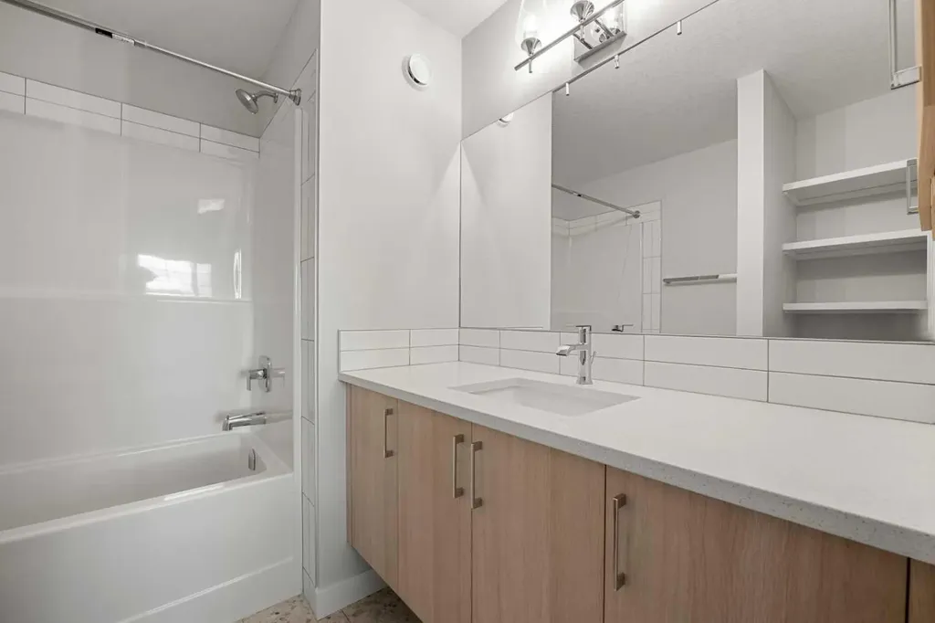 285 Chelsea Court Chestermere AB T1X 2W7